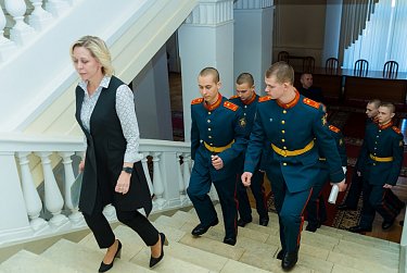 Кадеты заняли кресла парламентариев